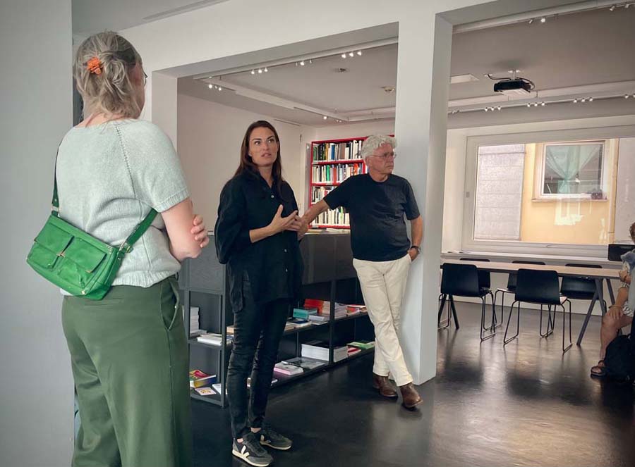 Studieturs deltagere mødes